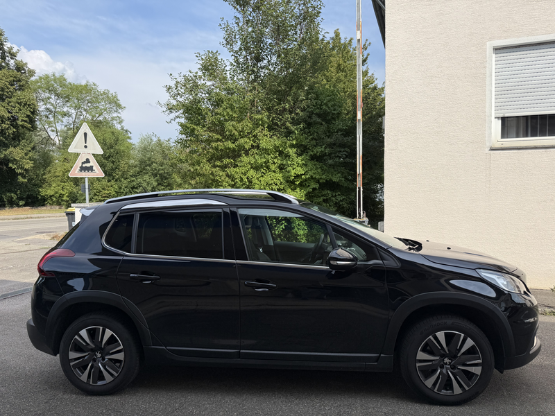 Peugeot 2008 Allure — photo 9