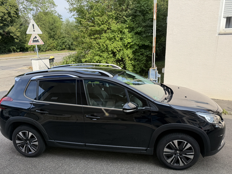 Peugeot 2008 Allure — photo 11