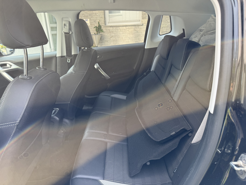 Peugeot 2008 Allure — photo 14