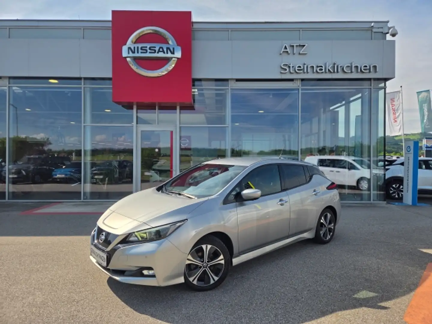 Nissan Leaf N-CONNECTA ZE1 40kWh*Netto 10.242.-* Silber - 1