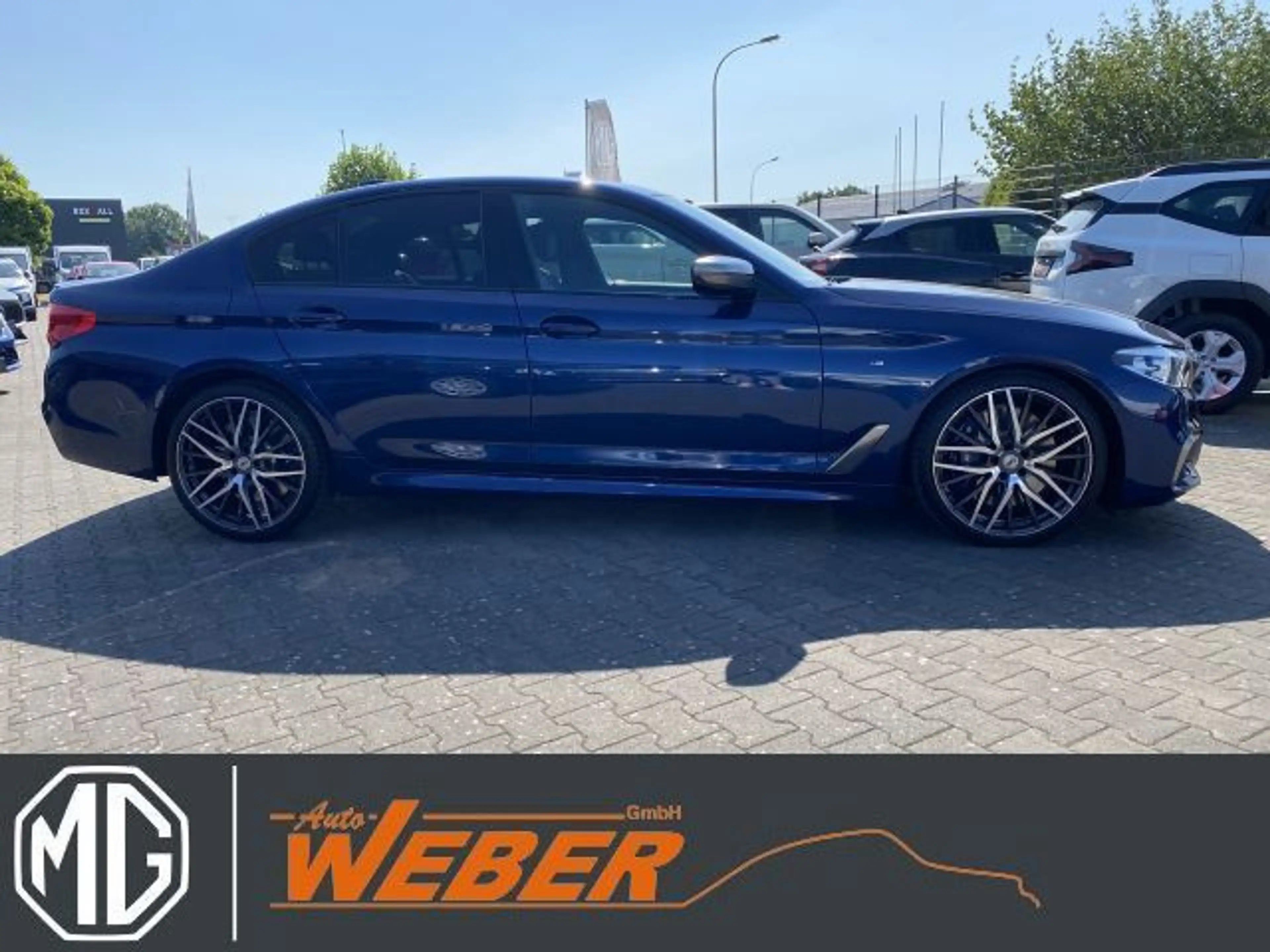 BMW 550 i Limousine xDrive HarmanKardon — photo 3