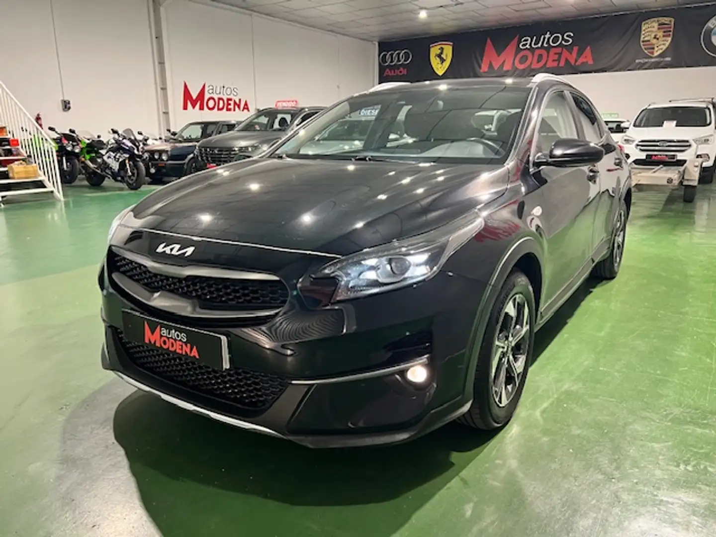 Kia XCeed 1.0 T-GDi Drive Negro - 2