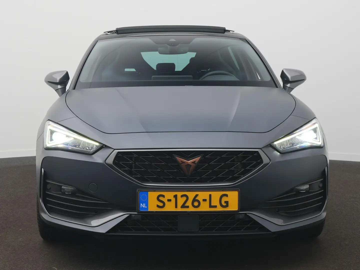 CUPRA Leon 1.4 e-Hybrid VZ Performance Clima / Panoramadak / Gris - 2