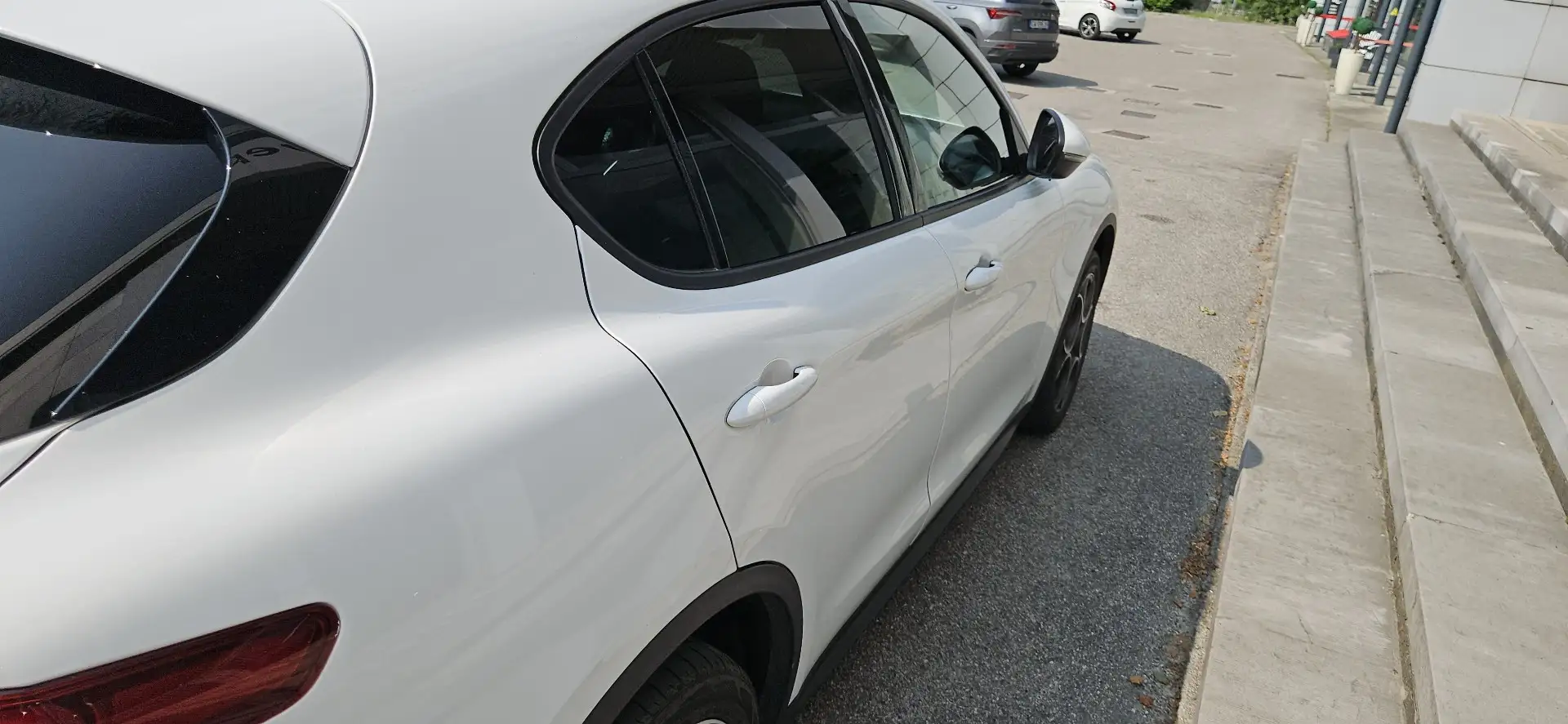 Alfa Romeo Stelvio 2.2 t Sport Tech rwd 160cv auto - 2