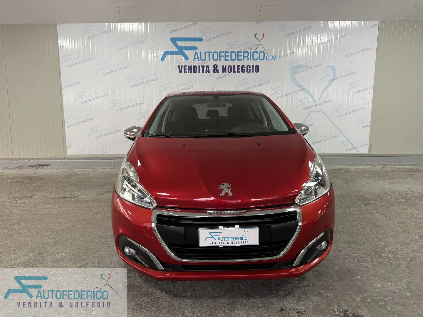Peugeot 208 PureTech 82 5 porte Allure - 2