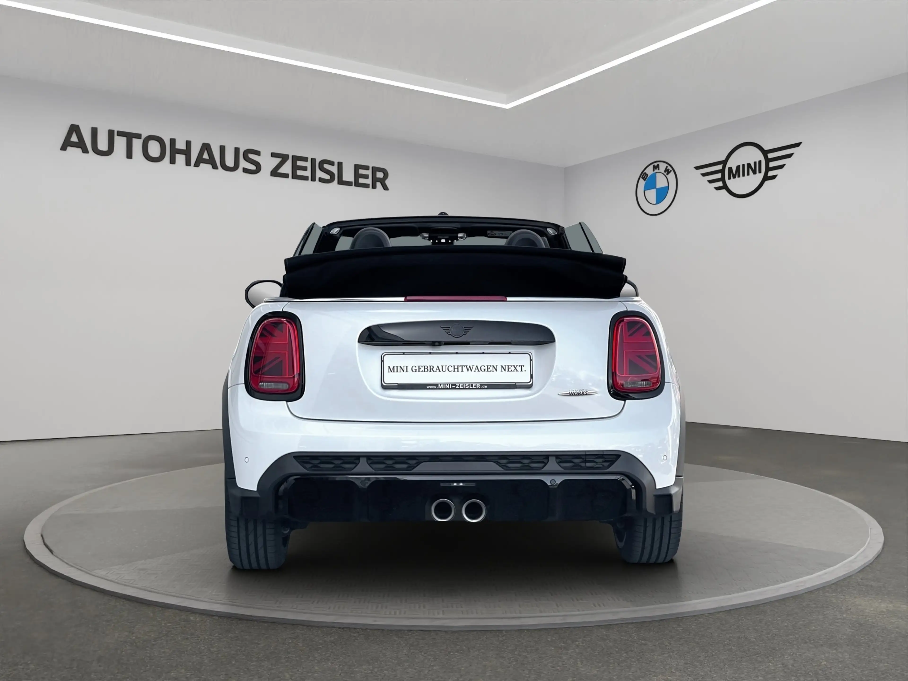 MINI John Cooper Works Cabrio John Cooper Works Cabrio — photo 6