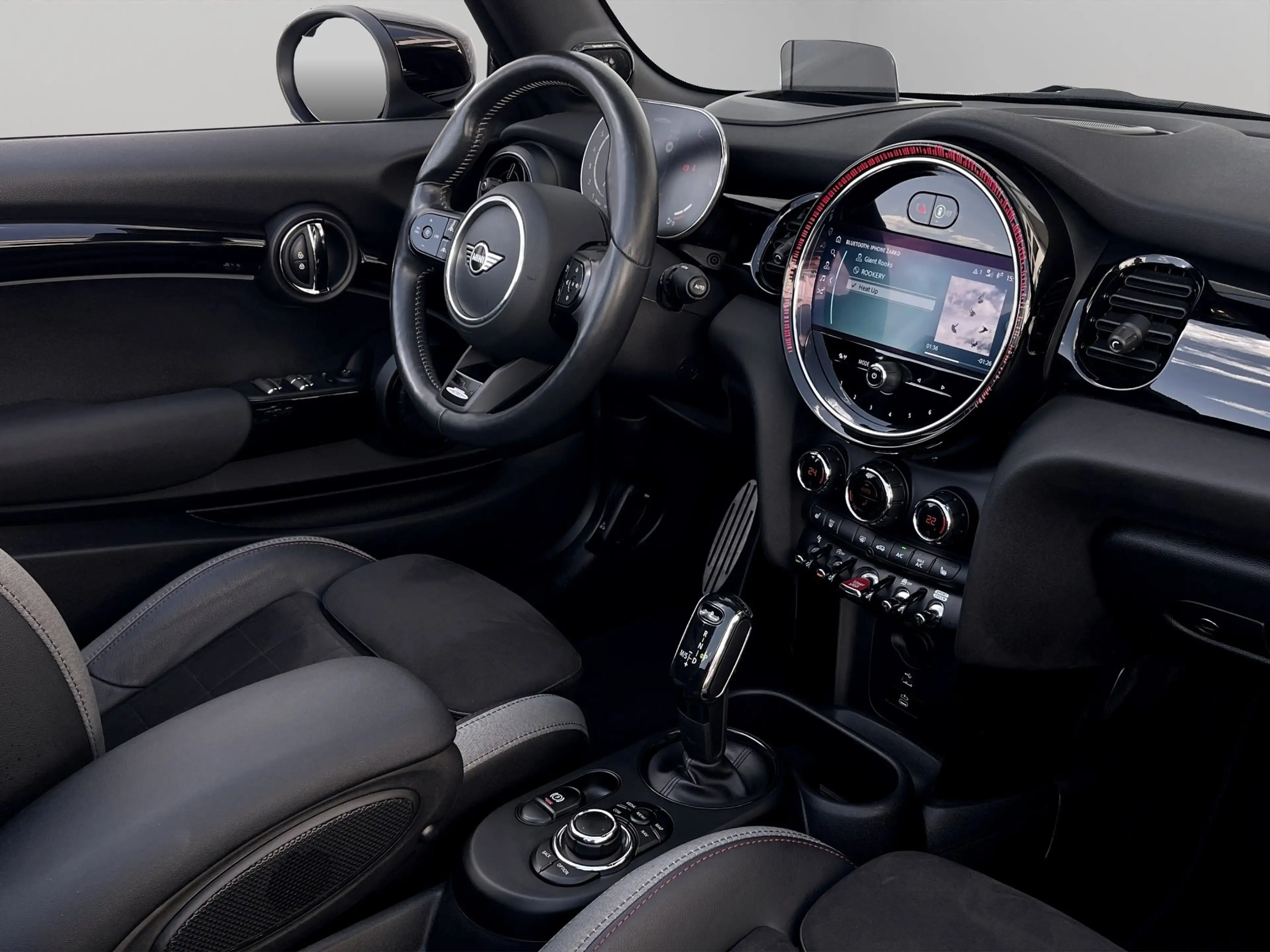 MINI John Cooper Works Cabrio John Cooper Works Cabrio — photo 11
