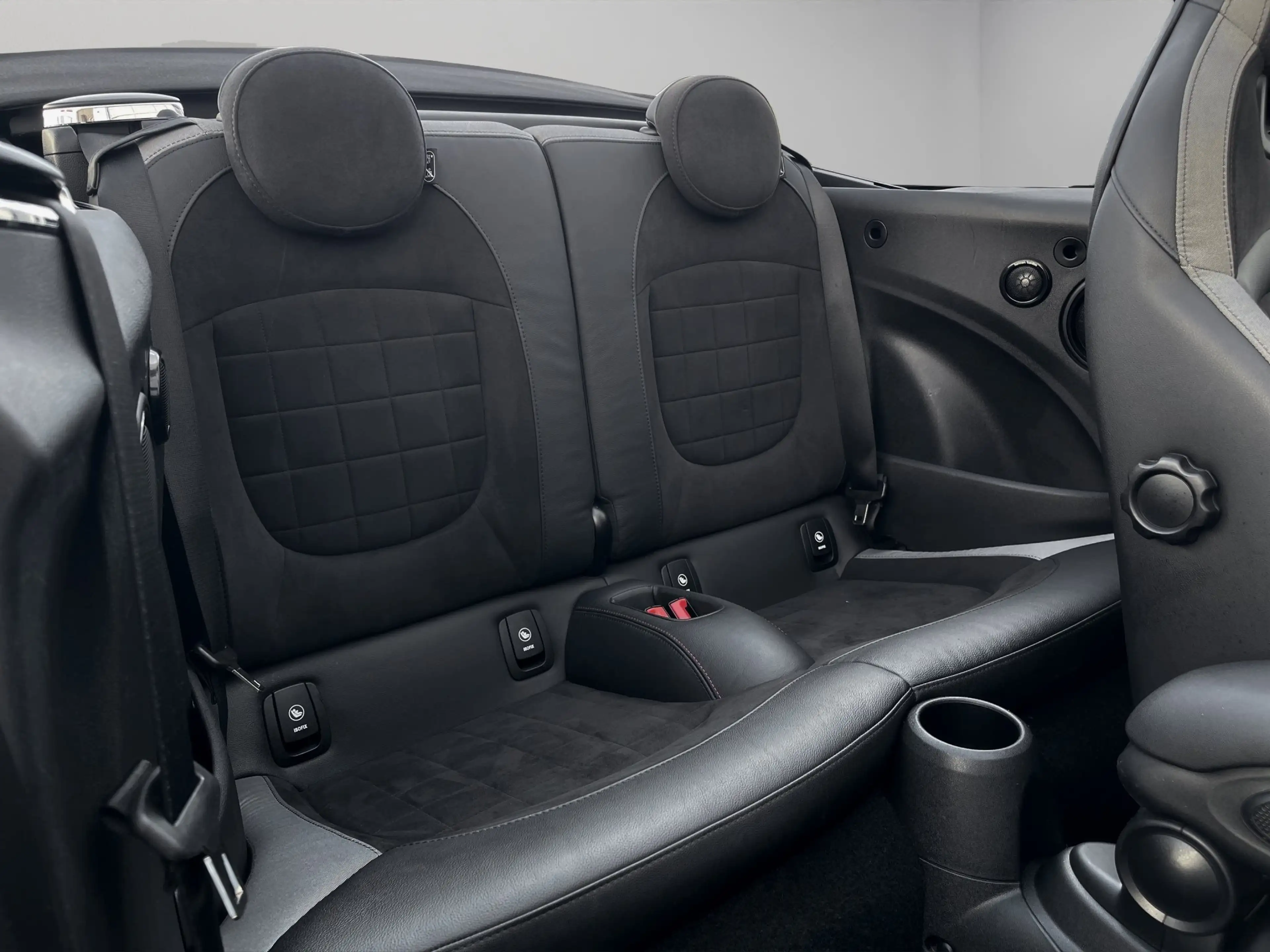 MINI John Cooper Works Cabrio John Cooper Works Cabrio — photo 13