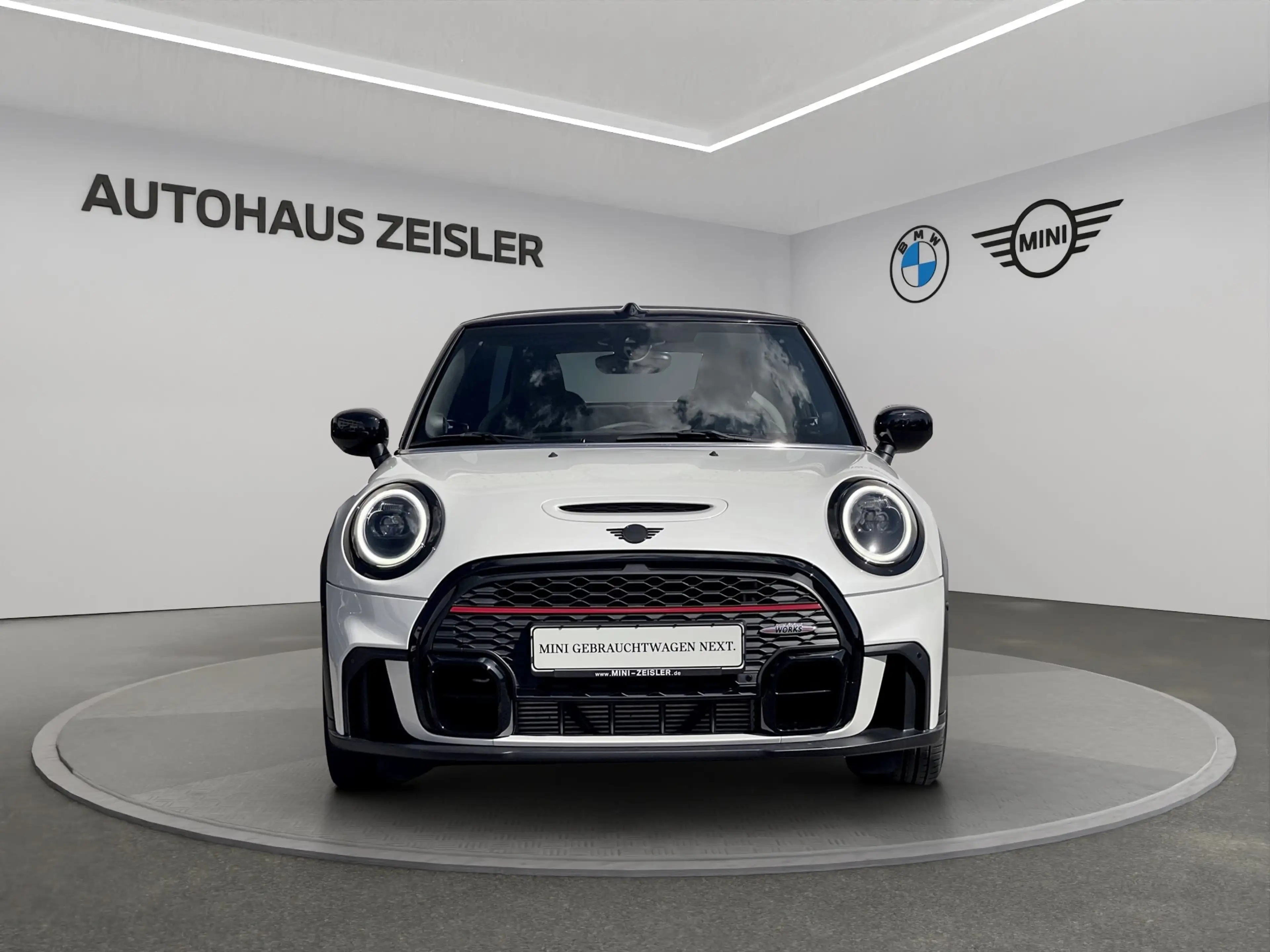 MINI John Cooper Works Cabrio John Cooper Works Cabrio — photo 5