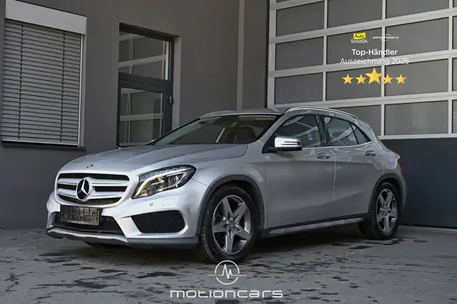 Mercedes-Benz GLA 250 4-Matic AMG Line Pickerl NEU