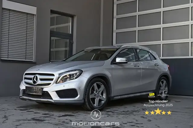Mercedes-Benz GLA 250 4-Matic AMG Line Pickerl NEU