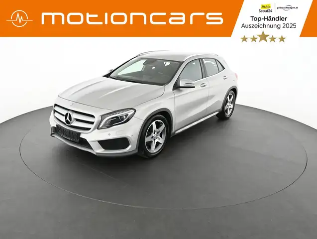 Mercedes-Benz GLA 250 4-Matic AMG Line Pickerl NEU