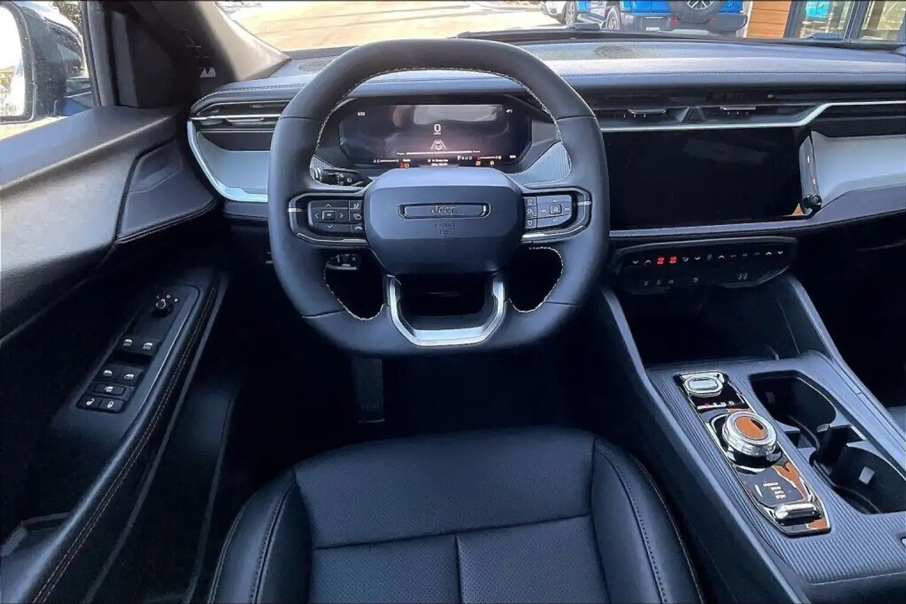 Jeep Cherokee снимка Jeep Cherokee