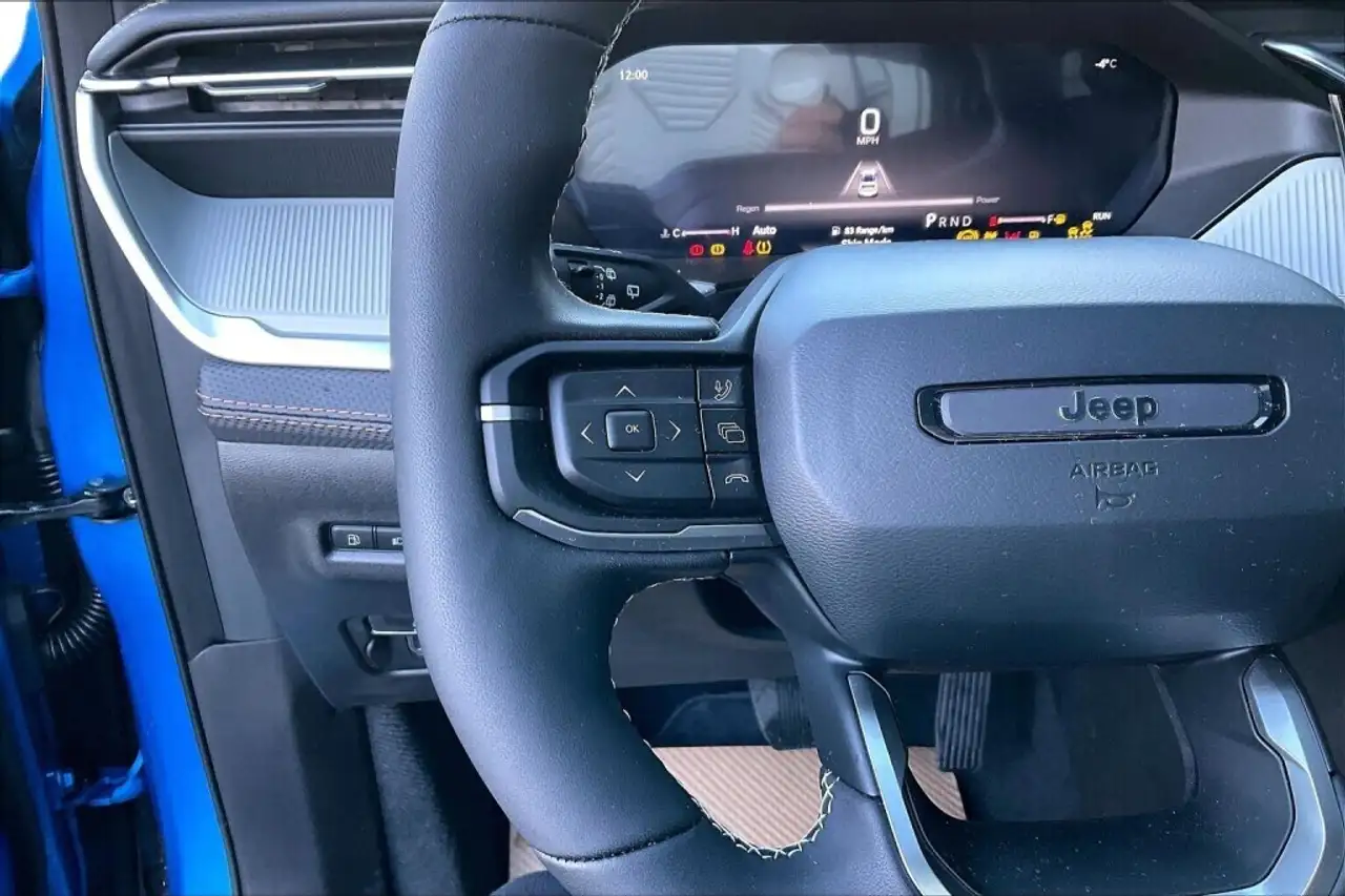 Jeep Cherokee снимка Jeep Cherokee