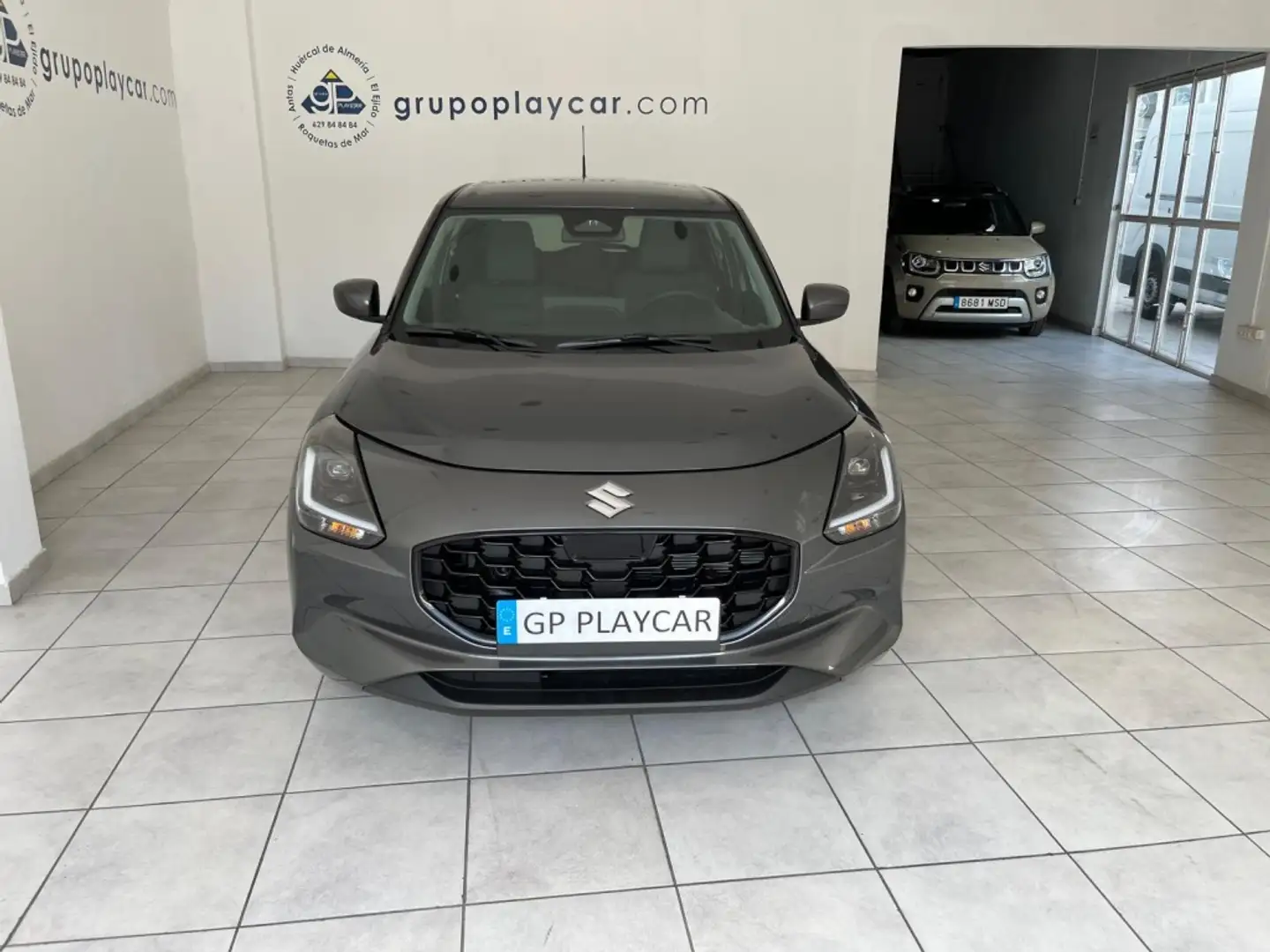 Suzuki Swift 1.2 Mild Hybrid S2 Gris - 2