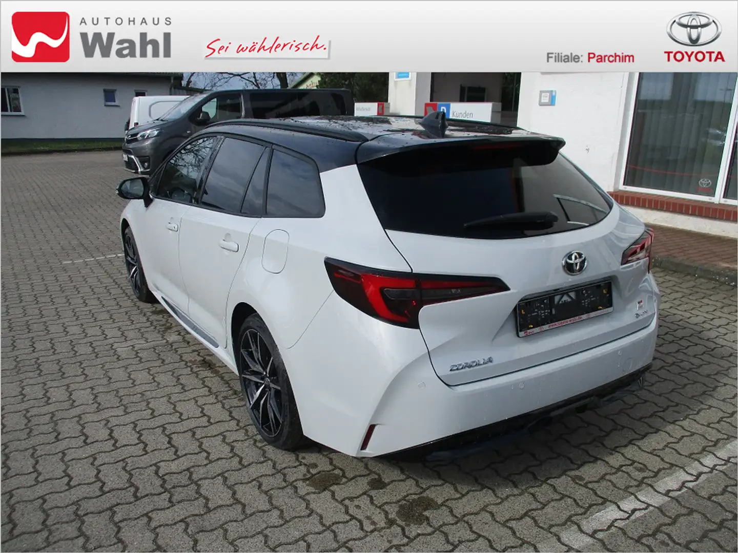 Toyota Corolla Touring Sports 2.0 Hybrid GR Sport,Navi,LED,SHZ,RC Grau - 2
