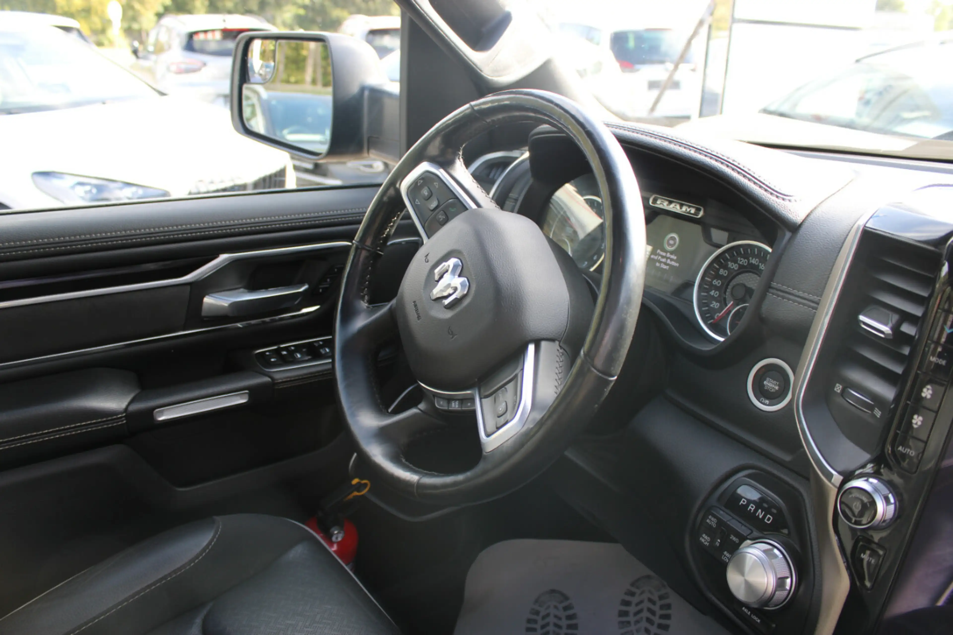 Dodge RAM 1500 LARAMIE *Deutsche Erstauslieferung* Leder - S — photo 10