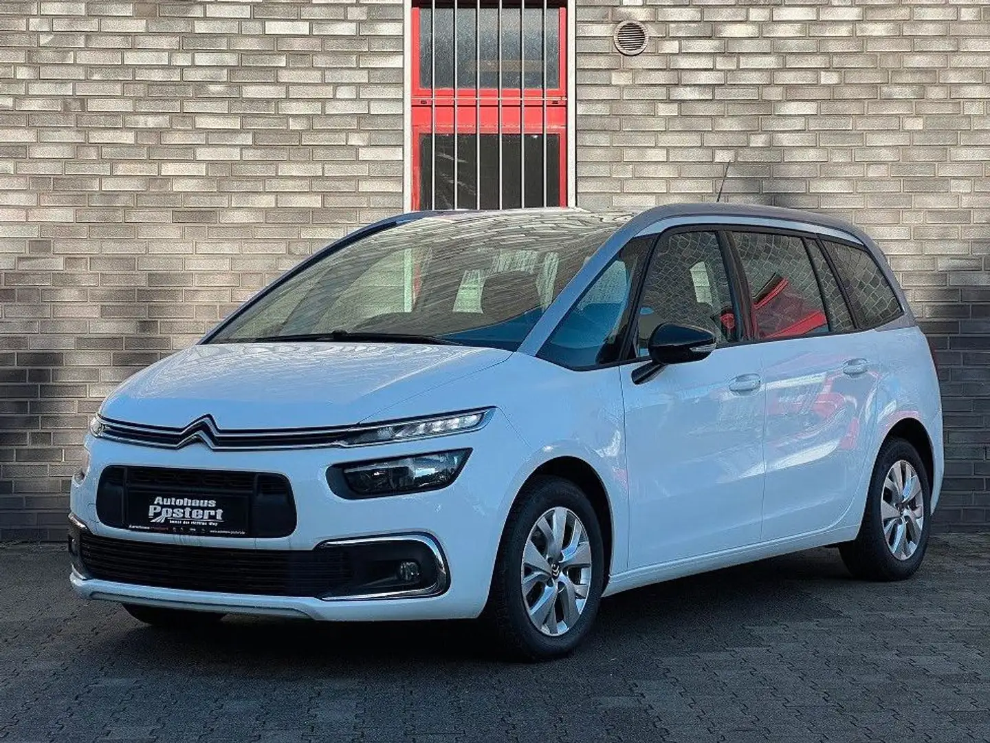 Citroen Grand C4 Picasso Navi-7 Sitzer Biały - 1