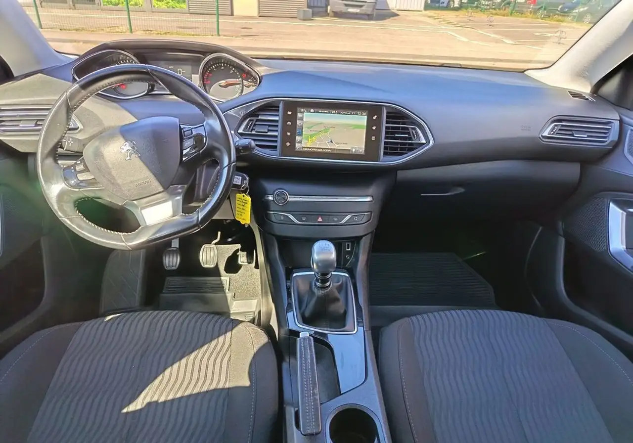 Peugeot 308 308 SW — photo 5