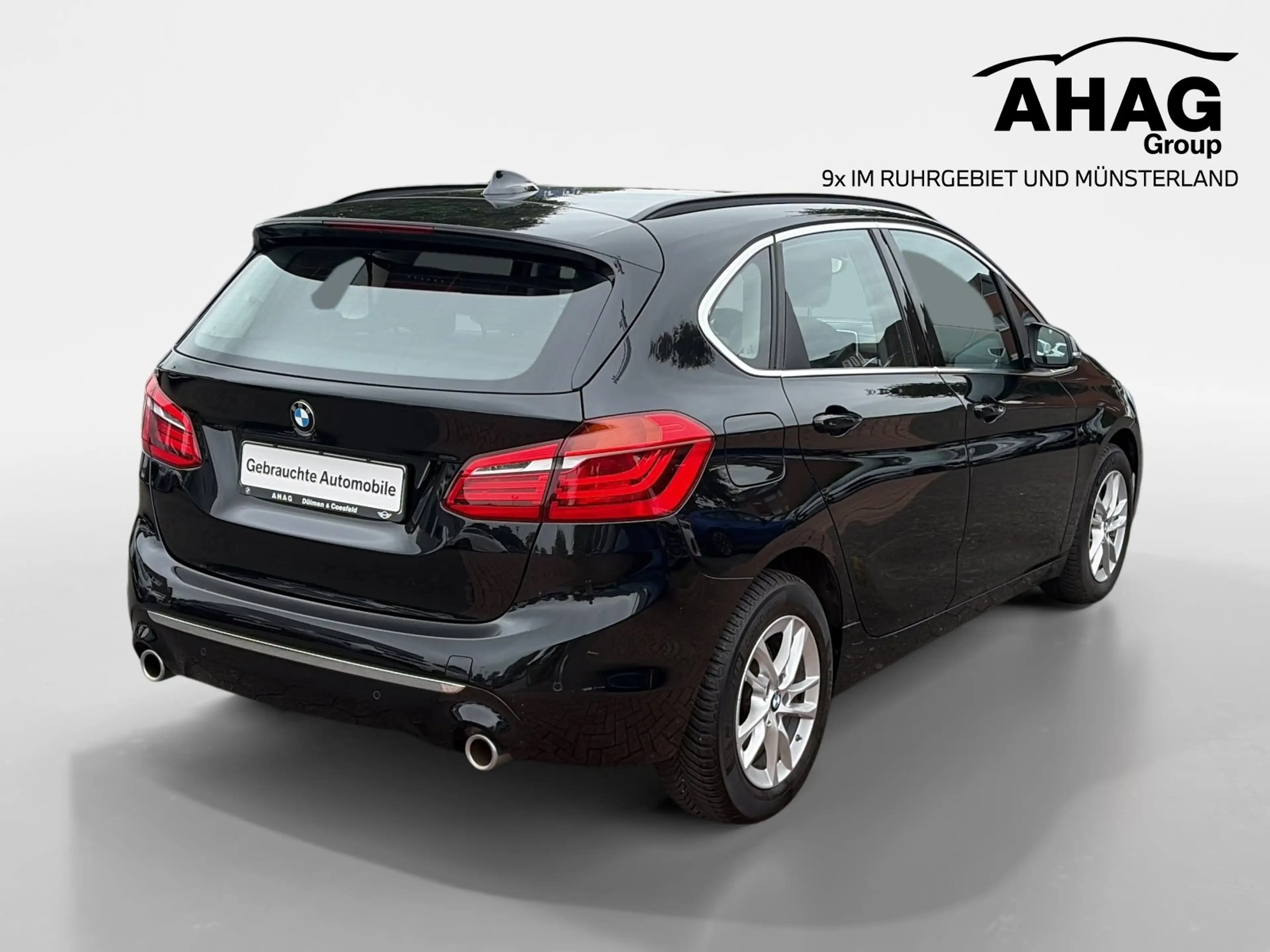 BMW 220 i Active Tourer Luxury Line — photo 4