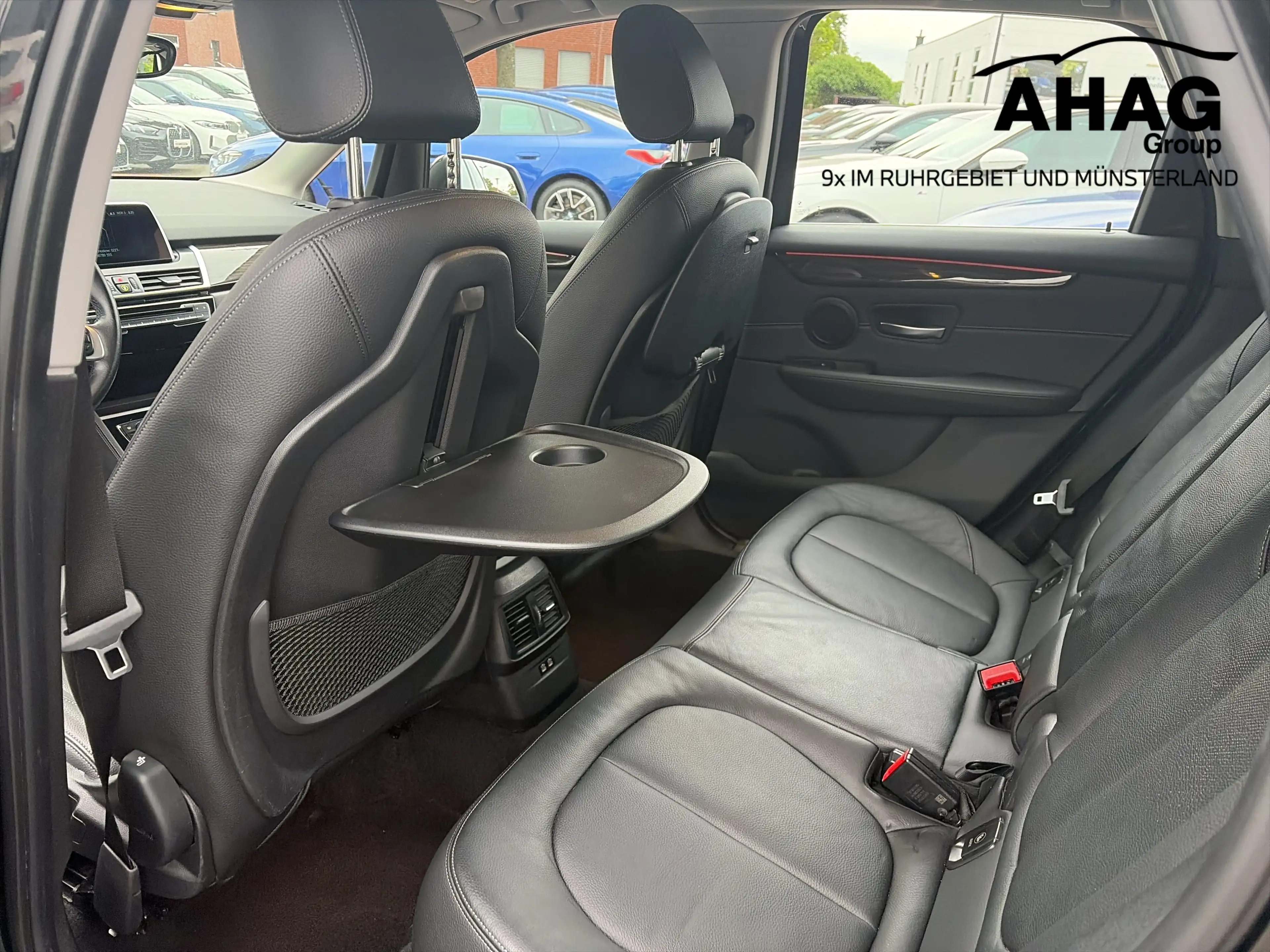 BMW 220 i Active Tourer Luxury Line — photo 13