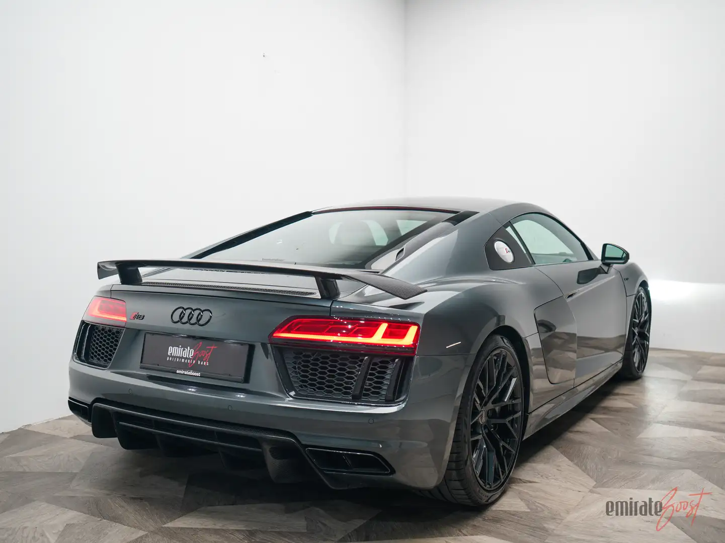 Audi R8 5.2 FSI Quattro V10 Plus Grau - 2
