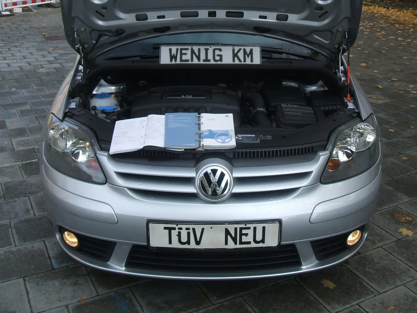 Volkswagen Golf Plus 1,6* KLIMA* 1.HAND* a.Wunsch-TÜV-ALLES-NEU Silber - 1