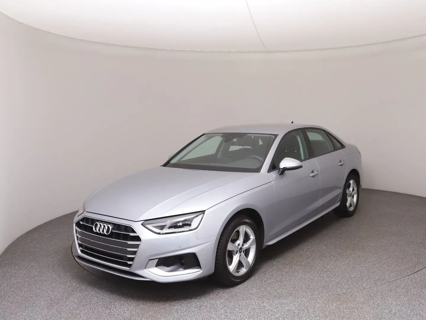 Audi A4 Limousine 30 TDI advanced Silber - 1