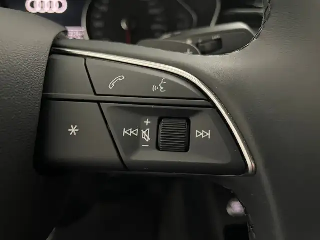 Audi A4 view 14
