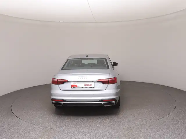 Audi A4 view 6