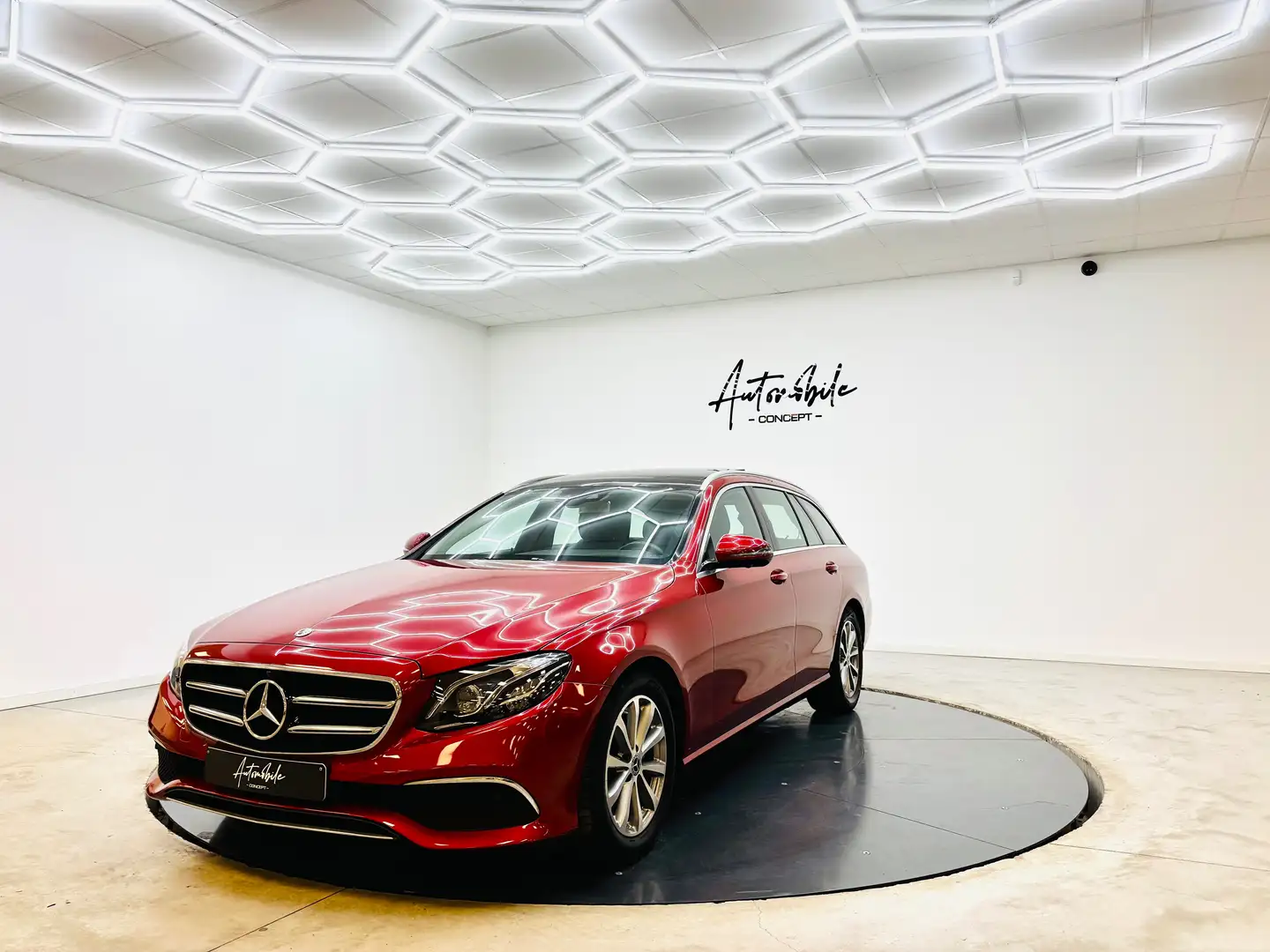 Mercedes-Benz E 220 ✅1AN GARANTIE✅1ER PROPRIO✅️PANO✅REMORQUE Rojo - 1