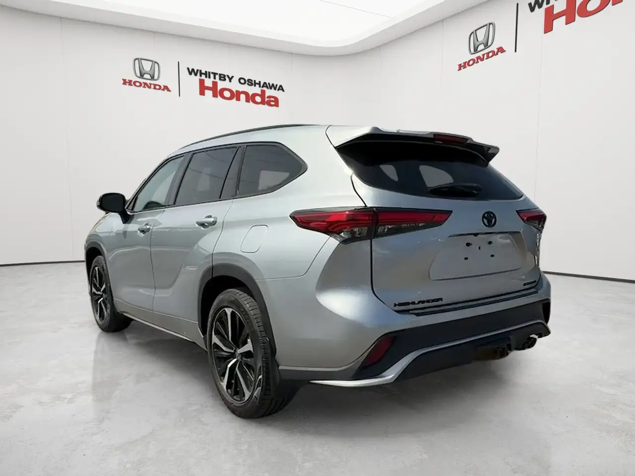 Toyota Highlander снимка Toyota Highlander