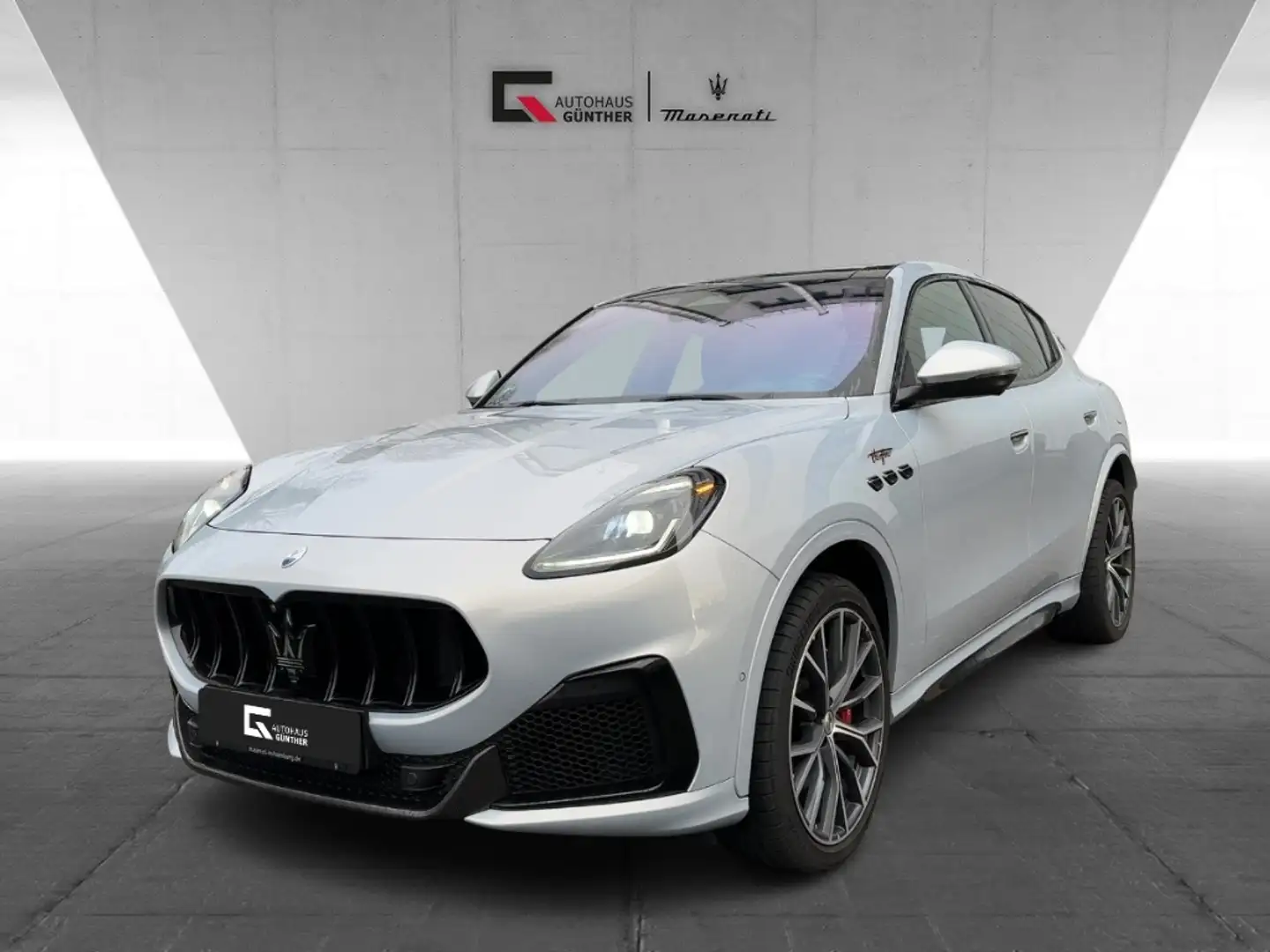 Maserati Grecale Trofeo 3.0 V6 530HP - Pano-Carbon-360 Bianco - 1