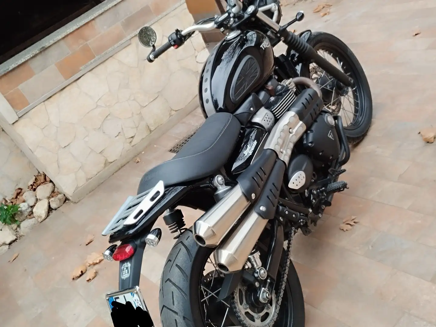Triumph Street Scrambler Negru - 1