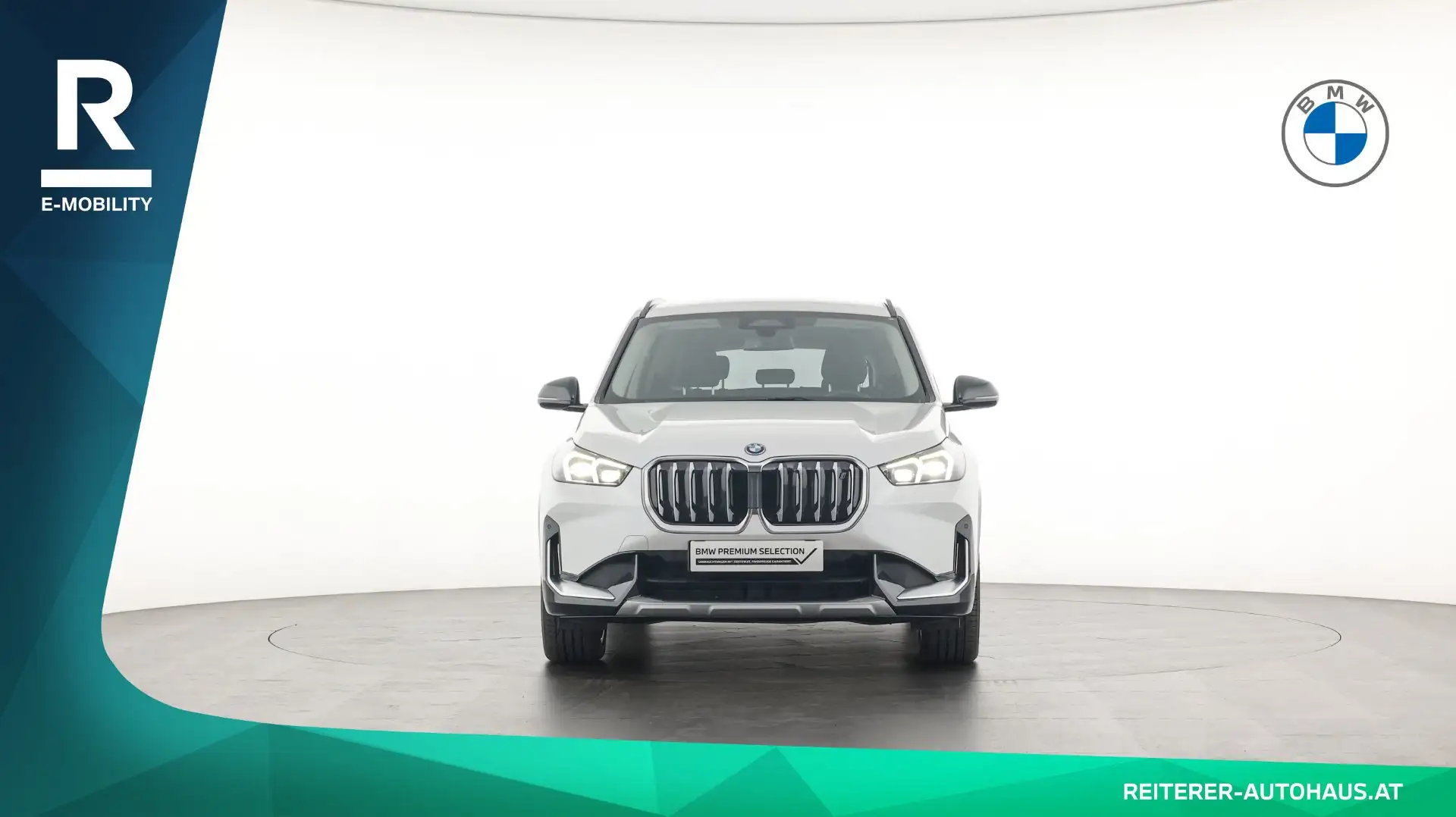 BMW iX1 xDrive30 *X-Line *Sportsitze *Adapt. M Fahrwerk *LED Weiß - 2