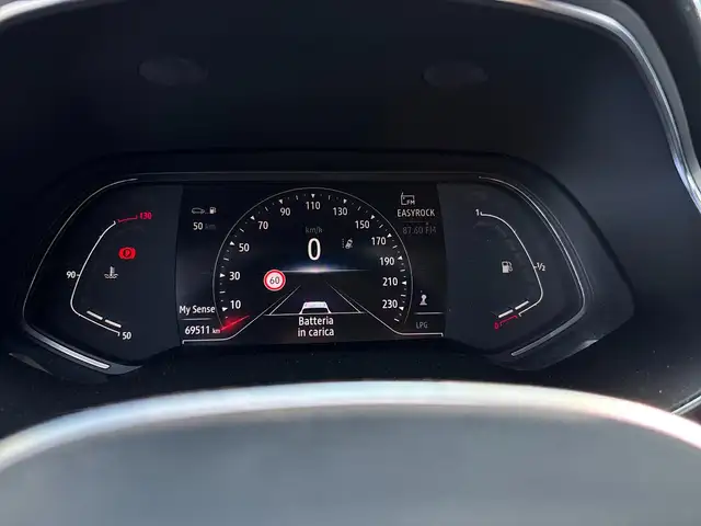 Renault Captur view 11