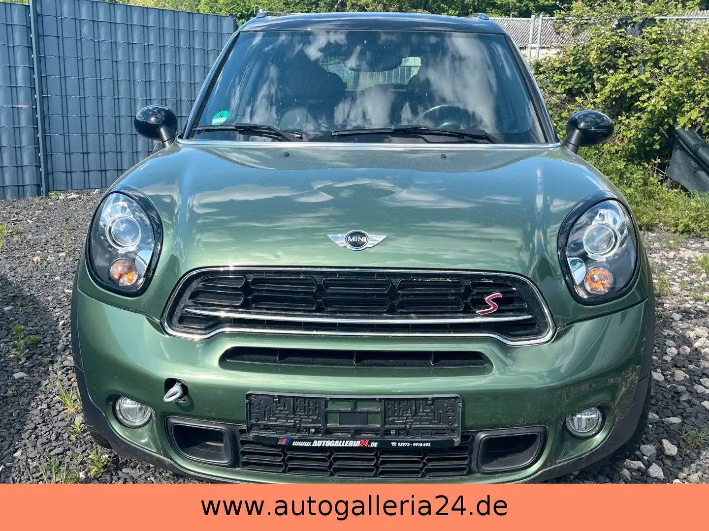 MINI Cooper SD Countryman All4 Navi Leder Xenon SPORT Zelená - 2