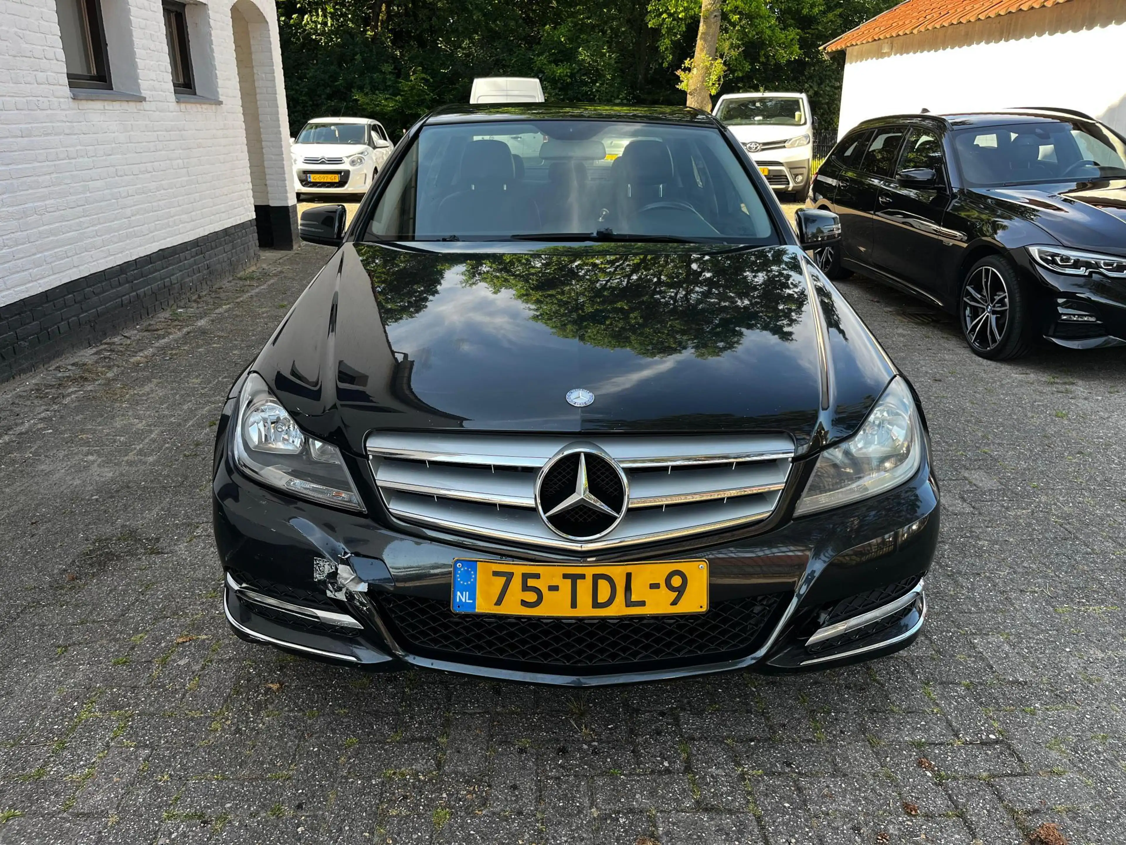 Mercedes-Benz C 350 Avantgarde — photo 2