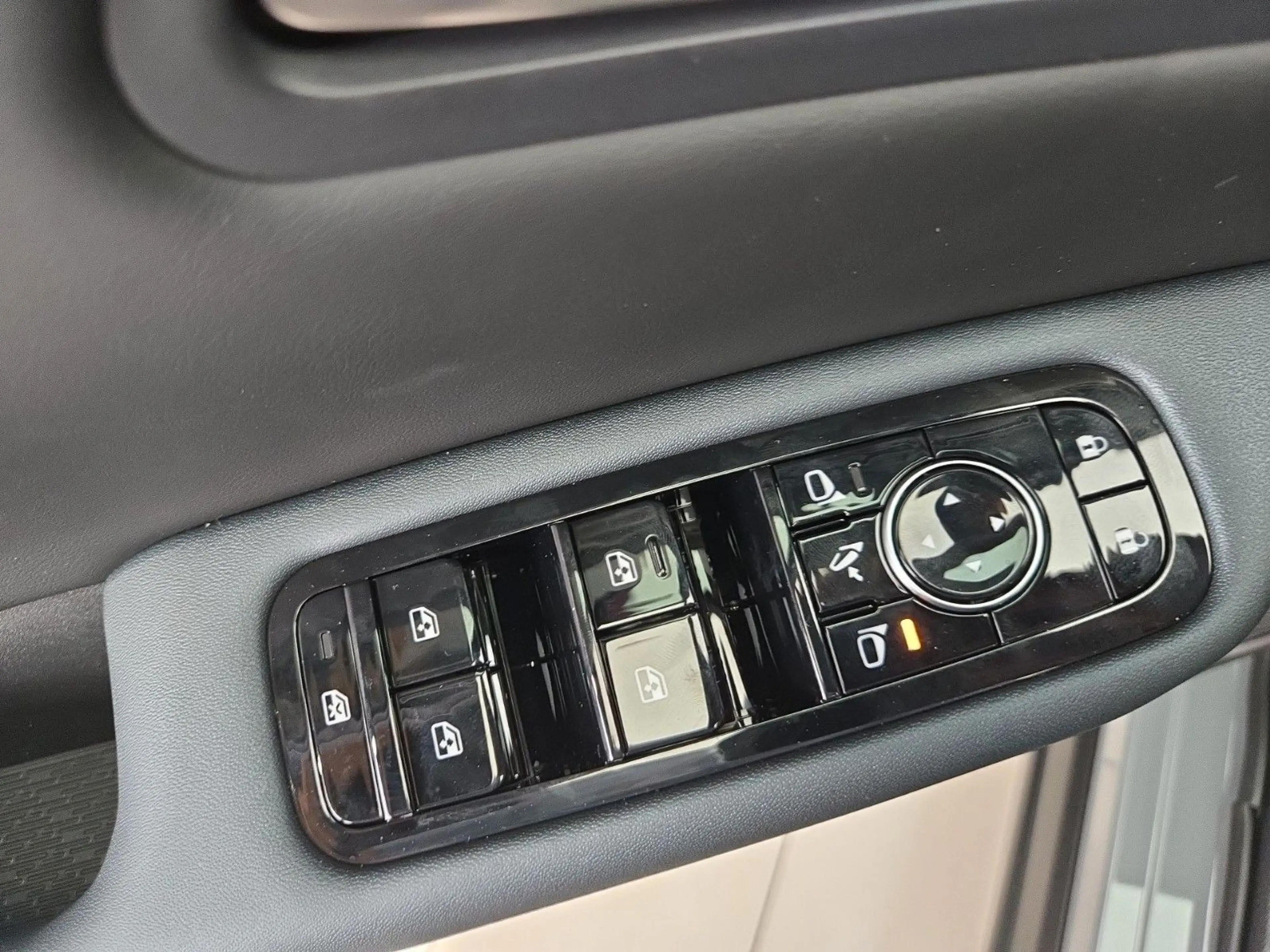 Nissan Leaf 75kWh 217PS AT Evolve NAVI,MASSAGE,360°,HUD — photo 14