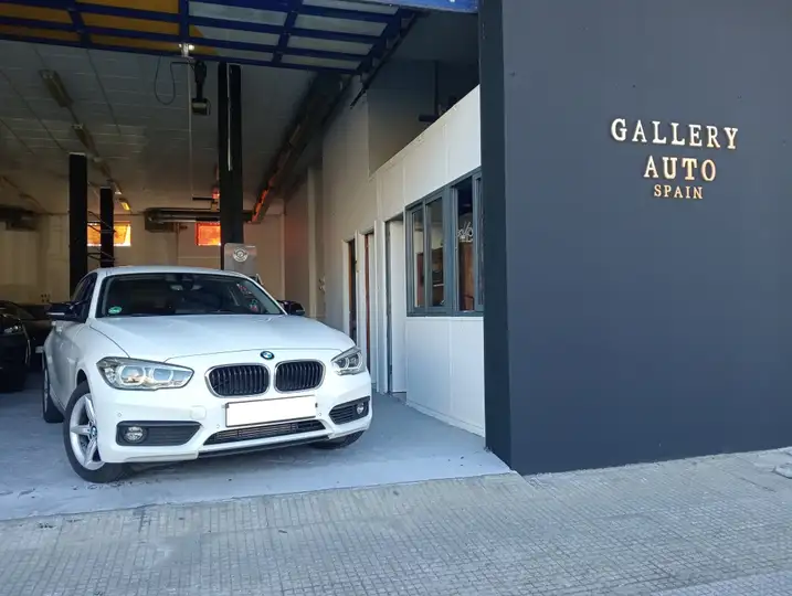 BMW Serie 1 118d (F40) 2018
