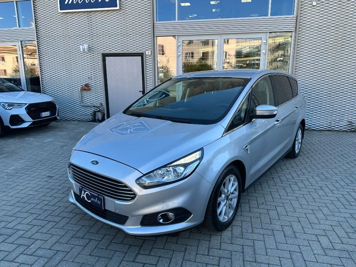 Ford S-Max 2.0 TDCi 150CV S&S Powershift 7p.ti Titanium Busin Šedá - 2