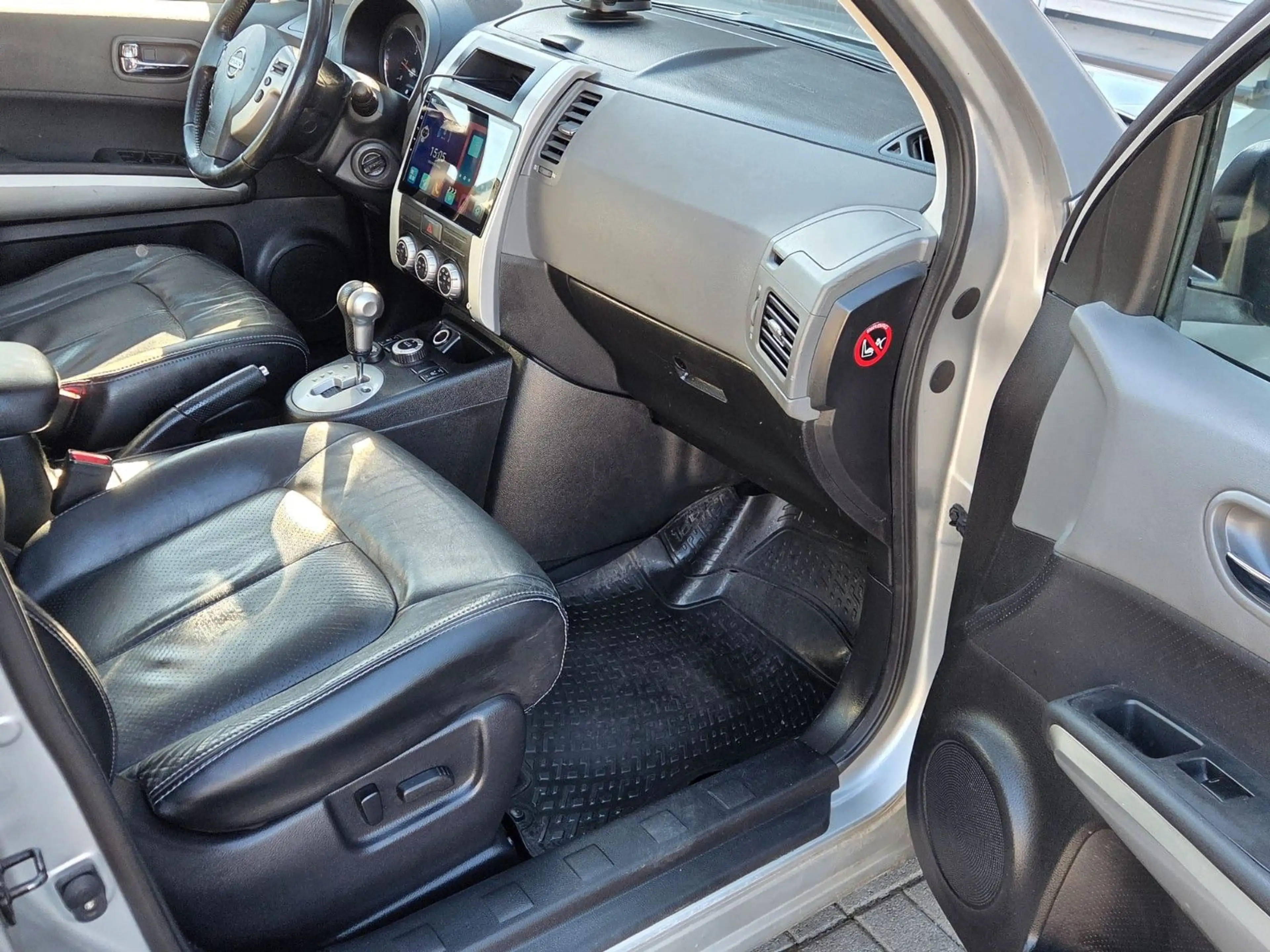 Nissan X-Trail LE 4X4 2.0 DCI/NAVI/TEMP/AUTOMATIK/KLIMA — photo 14