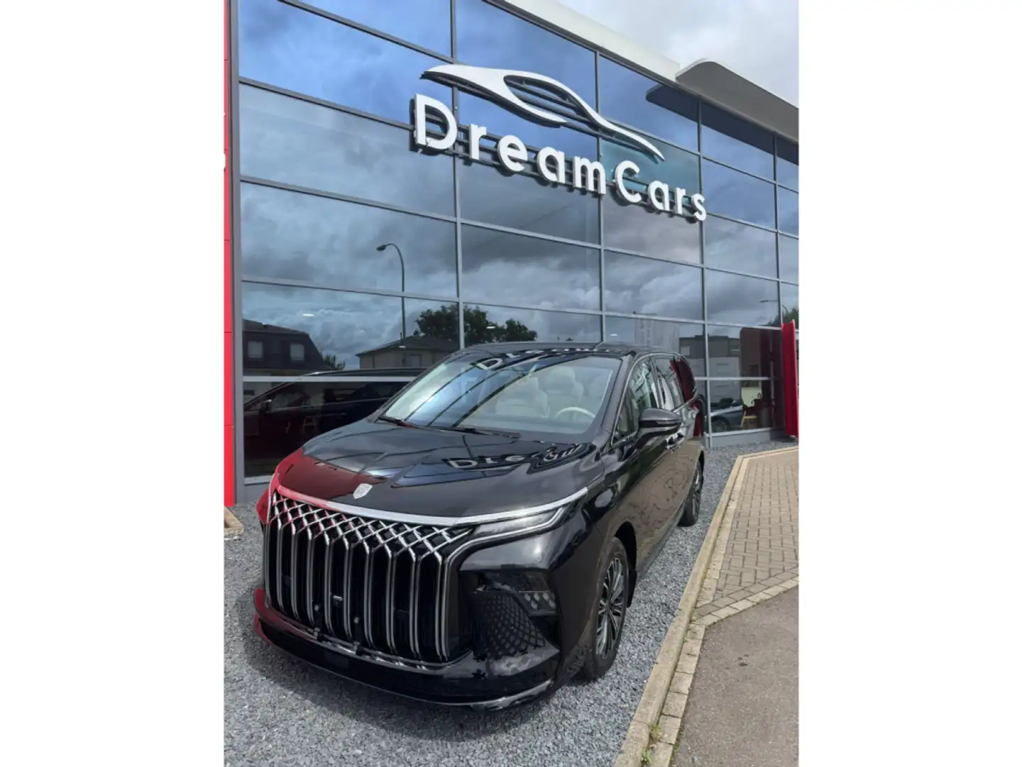 Forthing U-Tour FORTHING 9 HEV 7 PLACE FULL OPTION Schwarz - 1