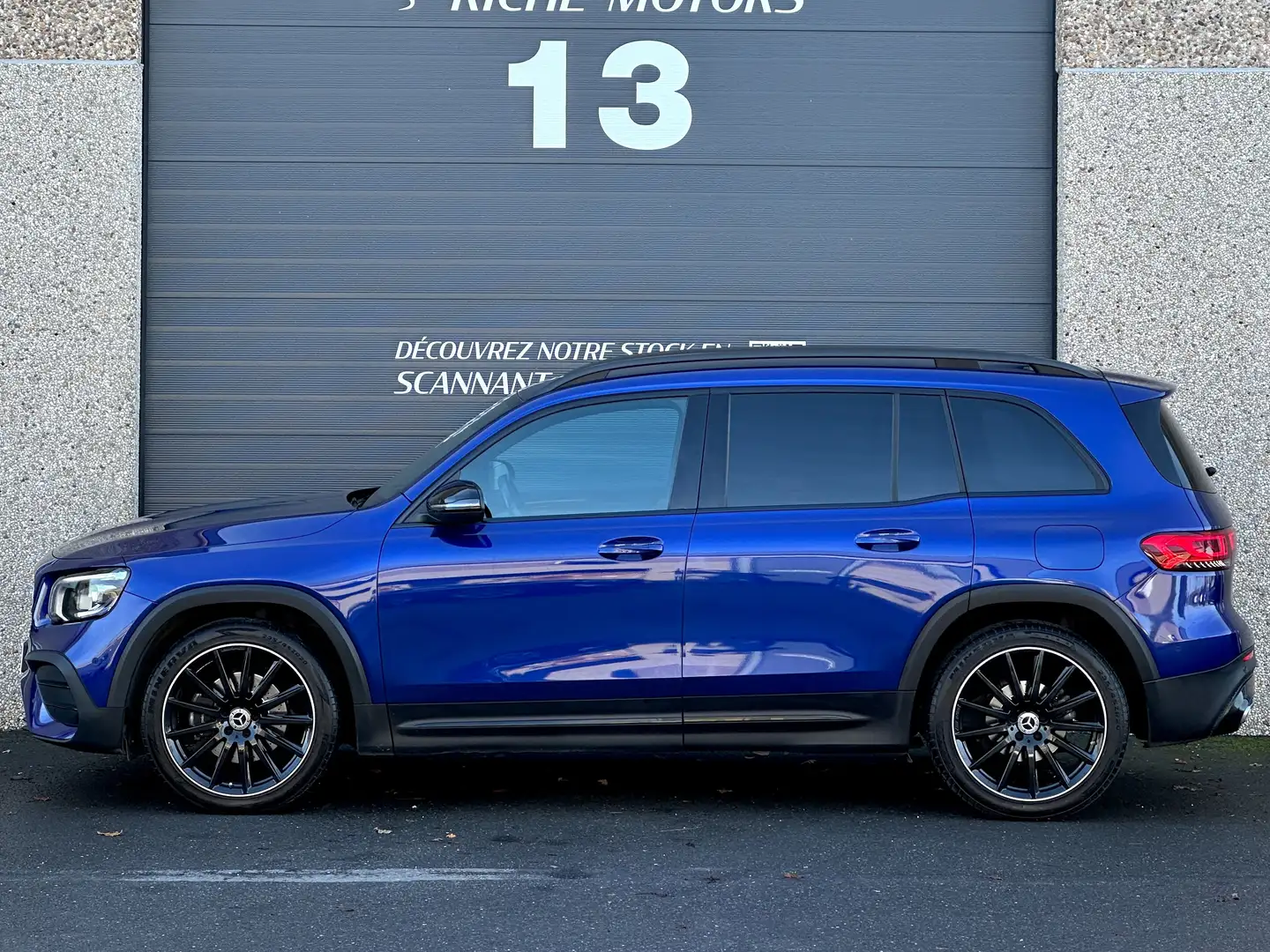 Mercedes-Benz GLB 200 AMG Line / LED / CarPlay / Caméra / Garantie Blauw - 2