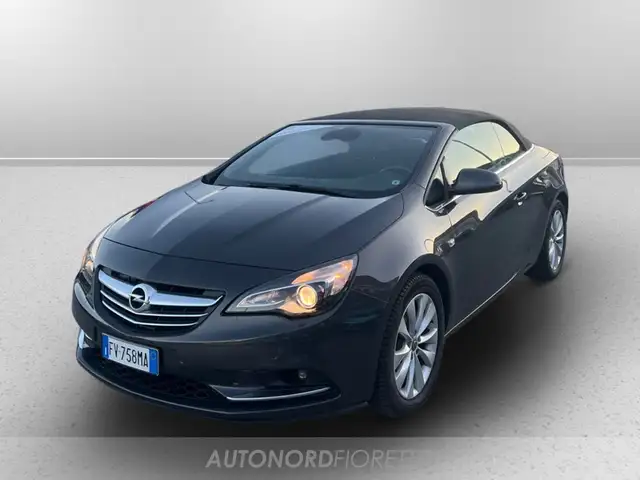 Opel Cascada 1.6 t sidi cosmo s&s