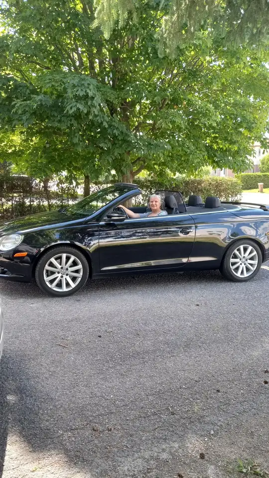 Volkswagen Eos снимка Volkswagen Eos