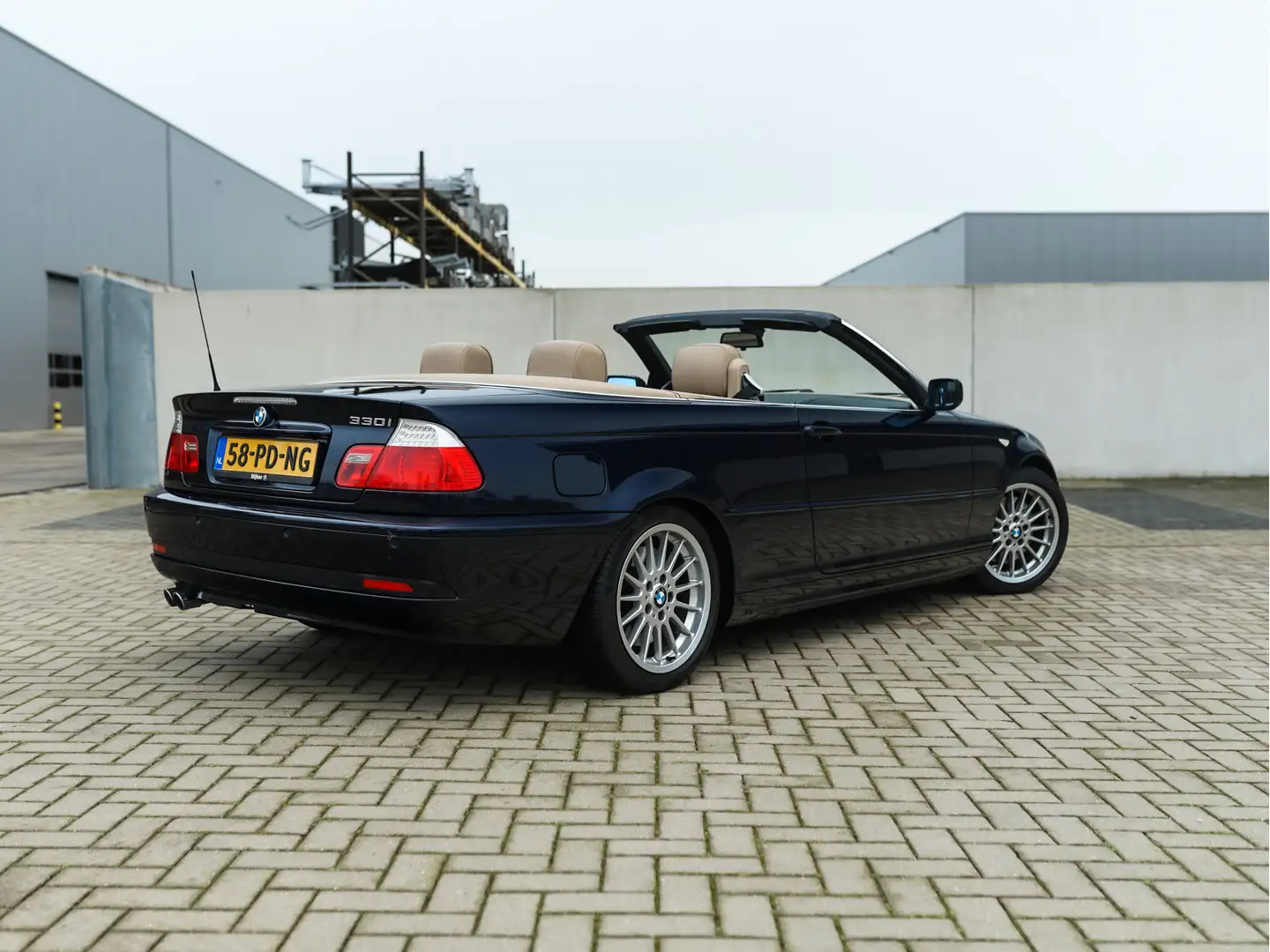 BMW 330 3-Serie Cabrio 330Ci Aut. Executive l Harman/Kardo Bleu - 2