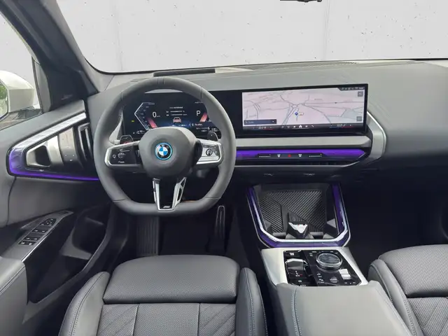 BMW X3 view 13