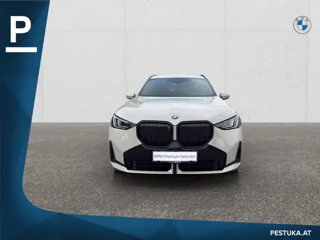BMW X3 view 2