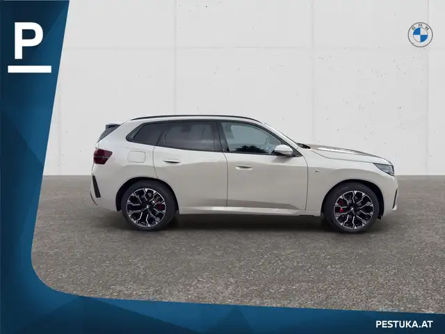 BMW X3 view 3